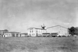 Onno Behrends Ansicht Firmengelände Fabrik 1960er Jahre 01.jpg