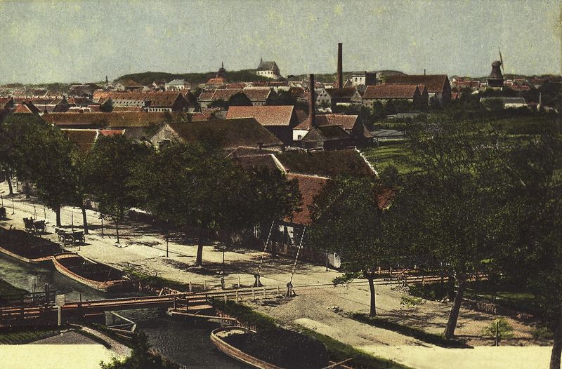 Datei:Heerstraße Bargebur Ansichtskarte um 1900 01.jpg