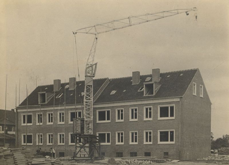 Datei:Tidofeld Rheinstraße Huntestraße Neubau Wohnblock 1955 01.jpg