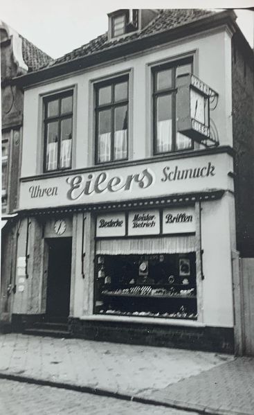 Datei:Uhren Eilers Osterstraße 13 (1949).jpg