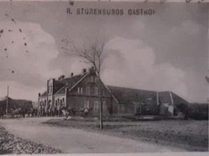 Ostermarsch Gasthof R Stürenburg um 1905 01.jpg