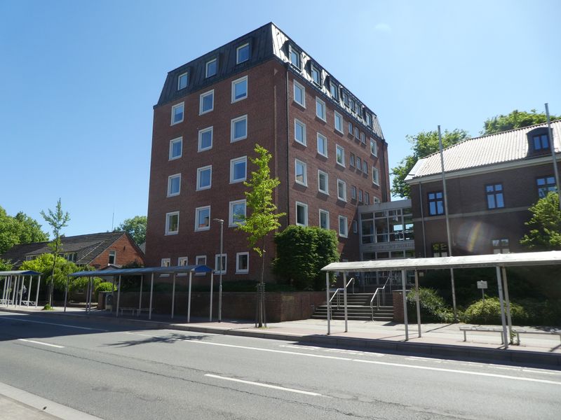 Datei:Norddeicher Strasse 1 Amtsgericht 13062021.jpg