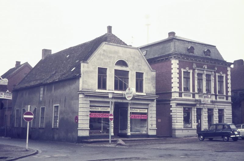 Datei:Am Markt 1 um 1970 01.jpg