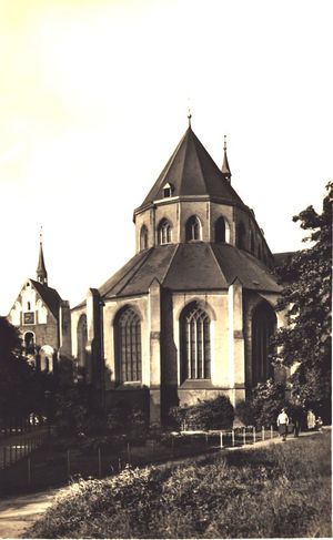Am Markt Ludgerikirche Alter Friedhof unbekanntes Datum 02.jpg