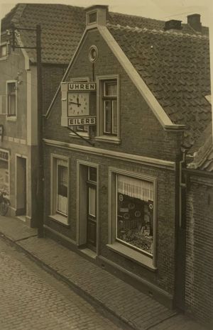 Uffenstraße Uhren Eilers undatierte Aufnahme.jpg