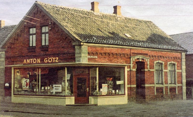 Datei:Burggraben 32 Schlachthausstraße 1 Anton Götz um 1970.jpg