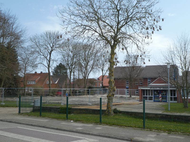 Datei:Grundschule im Spiet - 17042021.jpg