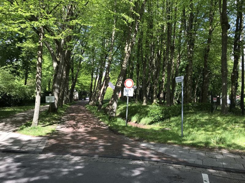 Datei:Neuer Friedhof Samson-Allee 150502021 01.jpg