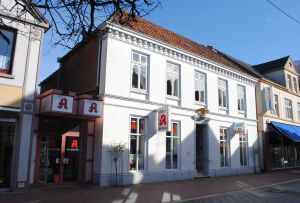 Neuer Weg Adler-Apotheke Adler Apotheke 20 02 2011 01.jpg