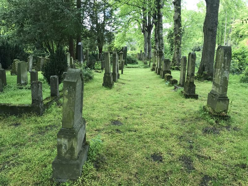 Datei:Neuer Friedhof Judenfriedhof 15052021 16.jpg