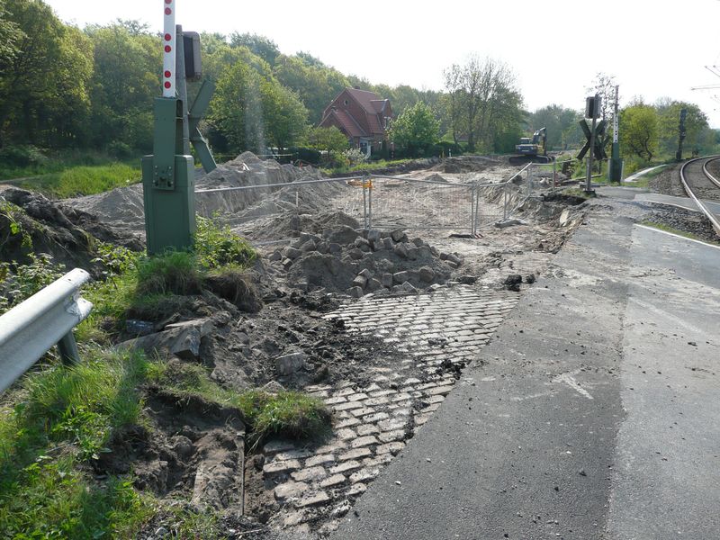 Datei:Bahnhofstraße Bundesstraße Umgehungsstraße Bau 01 05 2009 02.jpg