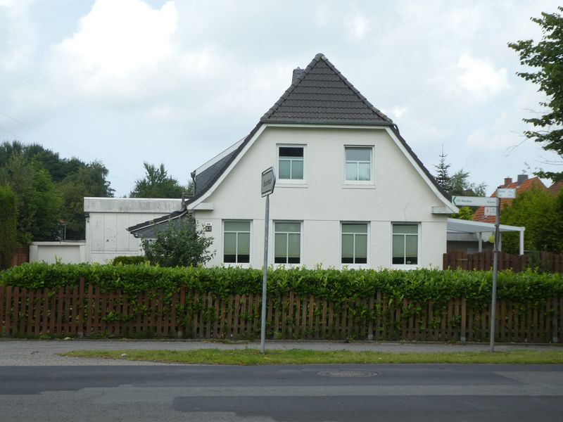 Datei:Heerstraße 9 - 21082021.jpg