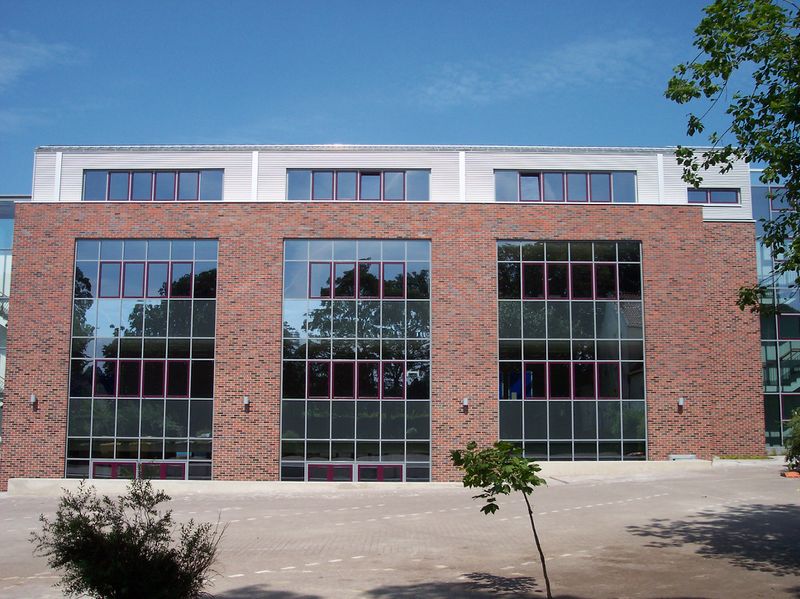 Datei:Fräuleinshof Landratsamt Verwaltungsgebäude Anbau vor Abriss 18 06 2006 04.jpg