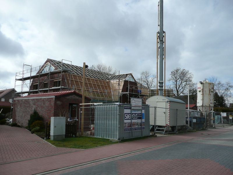 Datei:Siedlungsweg 4 - Neubau - 06 03 2016.jpg