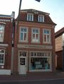 Neuer Weg 82 - Versicherungsbüro - Aufnahme vom 16. März 2003.