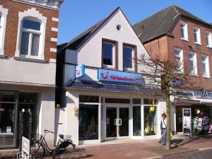 Neuer Weg 41 TUI 02 04 2005 01.jpg