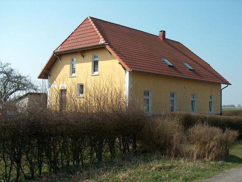 Datei:Bahnhofsweg - 13 04 2003.jpg