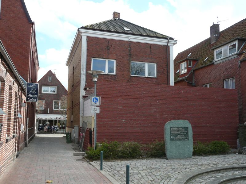Datei:Synagogenweg - 26 03 2011.jpg