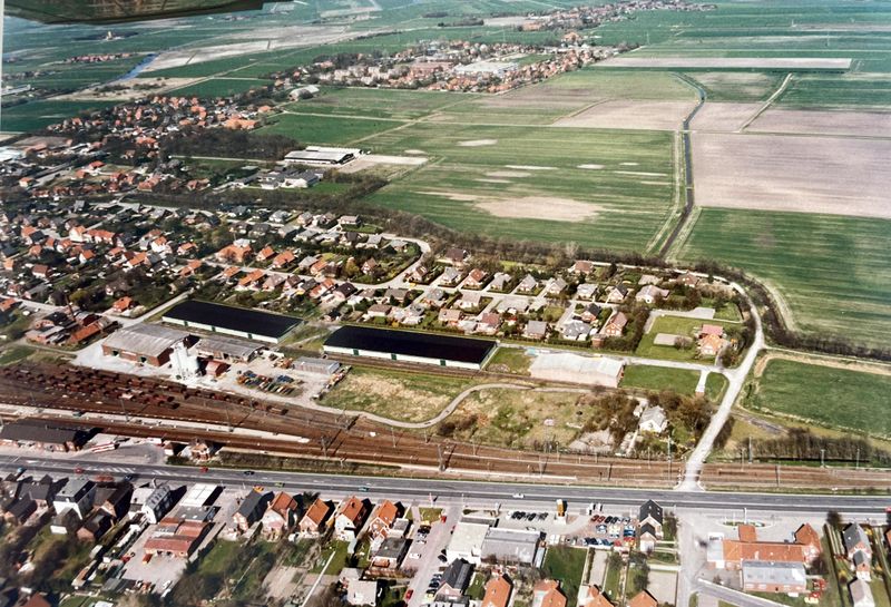 Datei:Süderneuland Luftbild Luftaufnahme 1983 01.jpg