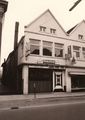 Das ursprüngliche Gebäude, hier mit der Diskothek Töff Töff im Jahre 1971.